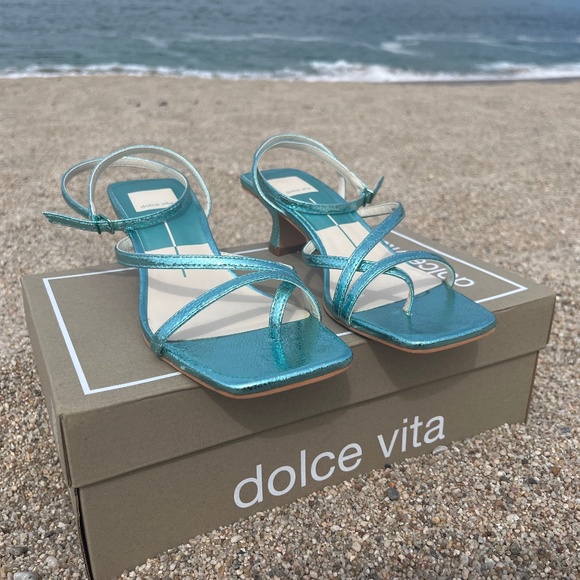 Dolce Vita Baylor Sandal - Electric Blue - Picture 4 of 7